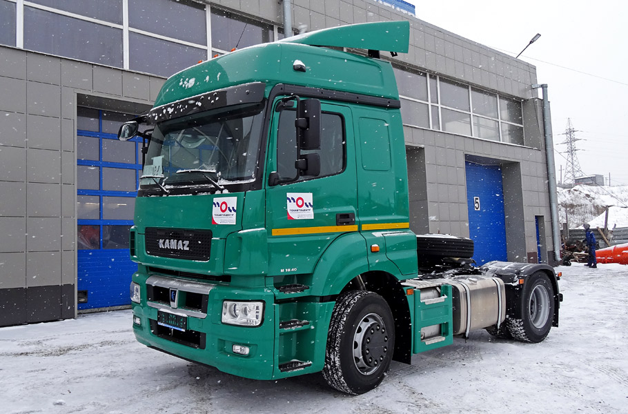 Тягач КАМАЗ-5490 в Красноярске у официального дилера