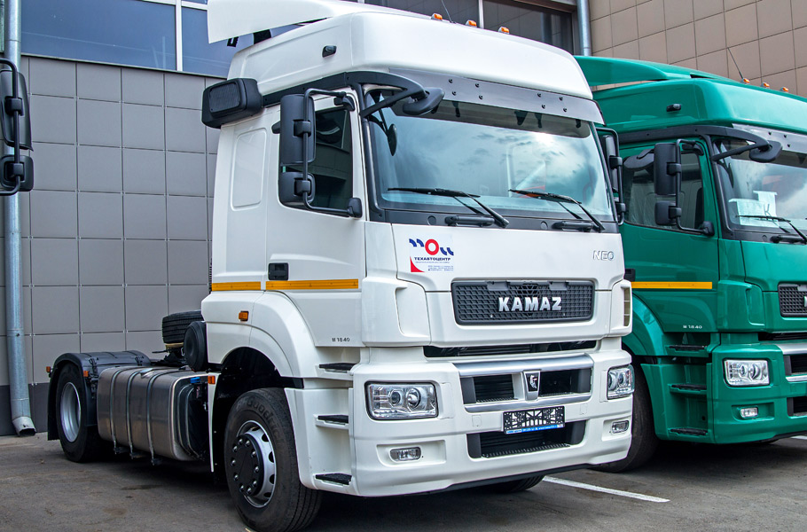 Тягач КАМАЗ-5490 NEO в Красноярске у официального дилера